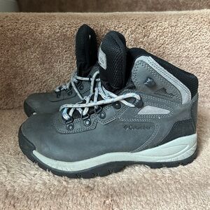 Columbia Women’s Newton Ridge™ Plus Waterproof Hiking Boot